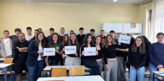 Εκπροσώπηση του Δήμου Αμαρουσίου στη δράση του 6ου Λυκείου Αμαρουσίου “Think Before You Share” με θέμα την παραπληροφόρηση/fake news Home