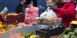 Μεταφορά βιολογικής αγοράς Τρίτης στην οδό Παπαϊωάννου