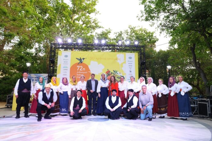 «Πάρε τον μεζέ σου κι έλα στην Ανθοκομική»: Η Μικρασιατική παράδοση «άνθισε» ξανά στο Άλσος Κηφισιάς_6a02dfe2397e4.jpeg