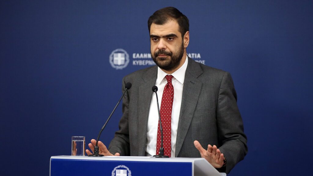 Συνέντευξη του Υφυπουργού παρά τω Πρωθυπουργώ και Κυβερνητικού Εκπροσώπου στα  ΠΑΡΑΠΟΛΙΤΙΚΑ FM 90.1