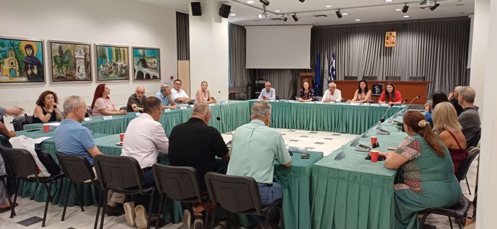 Συνάντηση της Δημοτικής Αρχής Αμαρουσίου με τις Διευθύντριες και τους Διευθυντές των σχολείων Δευτεροβάθμιας Εκπαίδευσης της πόλης