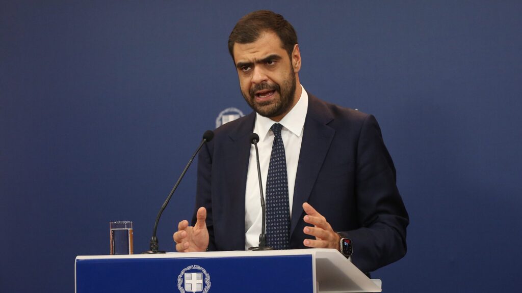 Συνέντευξη του Υφυπουργού παρά τω Πρωθυπουργώ και Κυβερνητικού Εκπροσώπου στο Interview του IN.GR