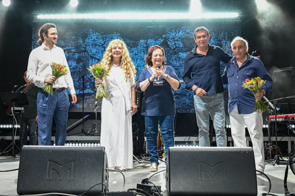 Μια βραδιά γεμάτη αγαπημένες μελωδίες με την Ελένη Δήμου και τον Γιώργο Υδραίο στο Φεστιβάλ Δήμου Αμαρουσίου 2026
