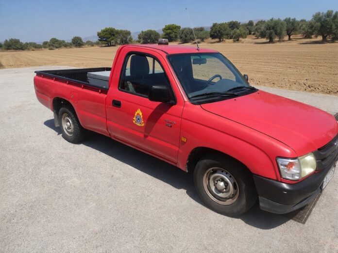 Με ένα ακόμα όχημα ενισχύεται η Πολιτική Προστασία του Δήμου Βριλησσίων_6a8dbf1e0dc26.jpeg