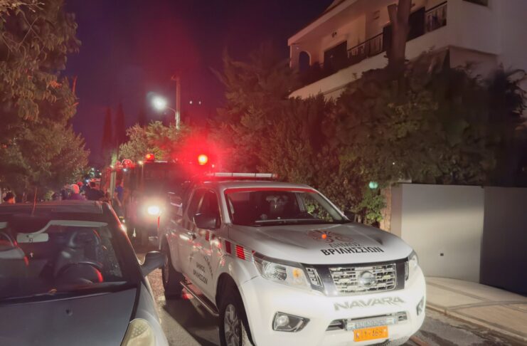Πυρκαγιά σε μονοκατοικία στα Άνω Βριλήσσια-Άμεση επέμβαση της Πολ. Προστασίας του Δήμου Βριλησσίων Home