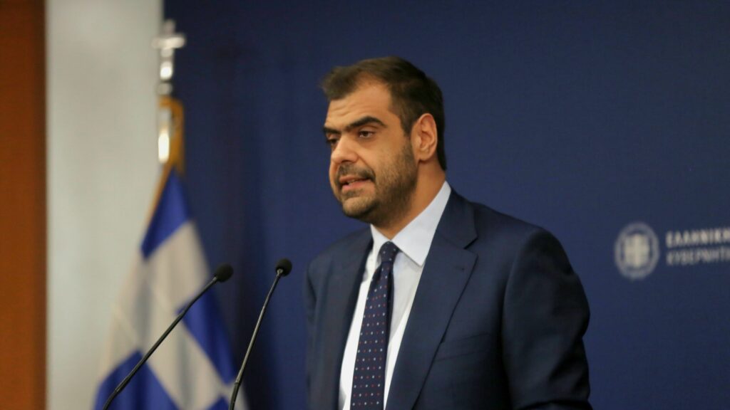 Σημεία συνέντευξης του Υφυπουργού παρά τω Πρωθυπουργώ και Κυβερνητικού Εκπροσώπου στην εκπομπή του ΣΚΑΪ 100,3 “Στον εξώστη”
