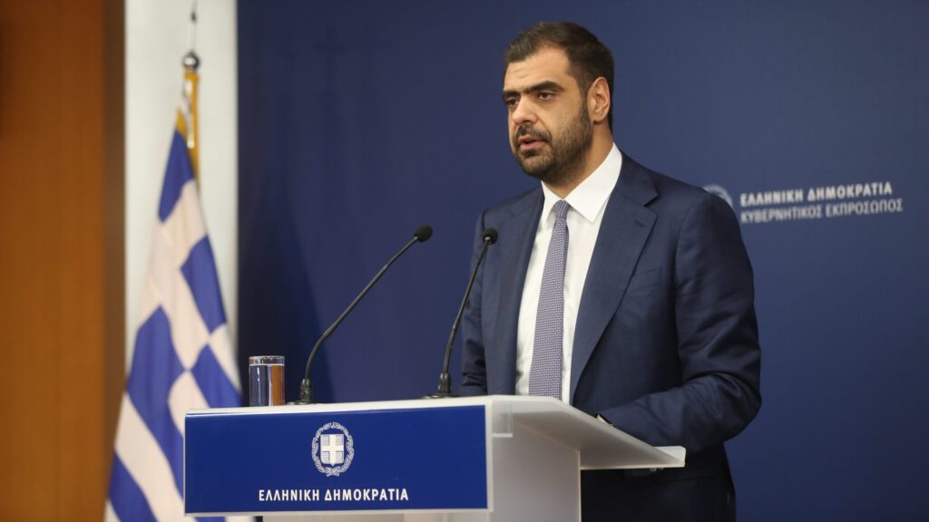 Σημεία συνέντευξης του Υφυπουργού παρά τω Πρωθυπουργώ και Κυβερνητικού Εκπροσώπου στον ΠΑΡΑΠΟΛΙΤΙΚΑ FM
