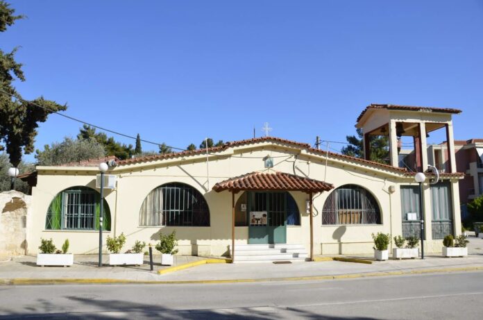 Ο Πέτρος Γαϊτάνος τραγουδά για τα 50 χρόνια του Ιερού Ναού Αγίου Αντωνίου Χαλανδρίου – Βριλησσίων_6ab2a947d1469.jpeg