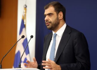 Σημεία συνέντευξης του Υφυπουργού παρά τω Πρωθυπουργώ και Κυβερνητικού Εκπροσώπου Παύλου Μαρινάκη στην εκπομπή ΣΤΟ ΚΕΝΤΡΟ στην ΕΡΤ με το Γιώργο Κουβαρά Home