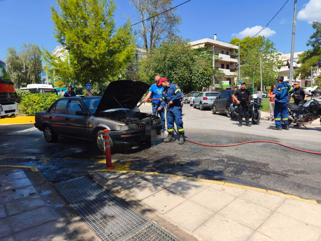 Στις φλόγες ΙΧ στην 28ης Οκτωβρίου-Άμεση επέμβαση της Πολ. Προστασίας του Δήμου Βριλησσίων