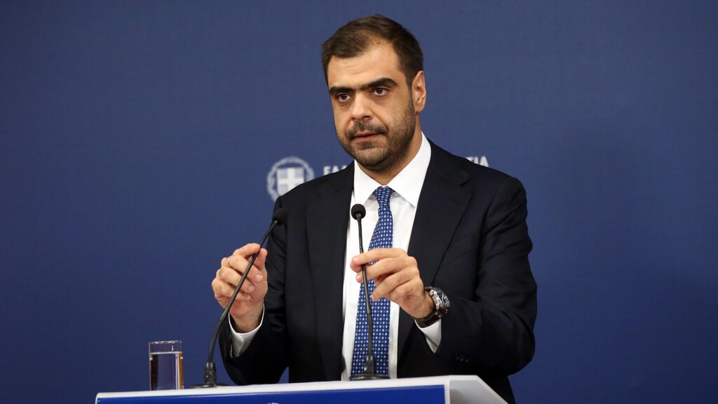 Συνέντευξη του Υφυπουργού παρά τω Πρωθυπουργώ και Κυβερνητικού Εκπροσώπου Παύλου Μαρινάκη στην εφημερίδα ΠΑΡΑΠΟΛΙΤΙΚΑ και τον δημοσιογράφο Κ. Παπαχλιμίντζο 3 Συνέντευξη του Υφυπουργού παρά τω Πρωθυπουργώ και Κυβερνητικού Εκπροσώπου Παύλου Μαρινάκη στην εφημερίδα ΠΑΡΑΠΟΛΙΤΙΚΑ και τον δημοσιογράφο Κ. Παπαχλιμίντζο